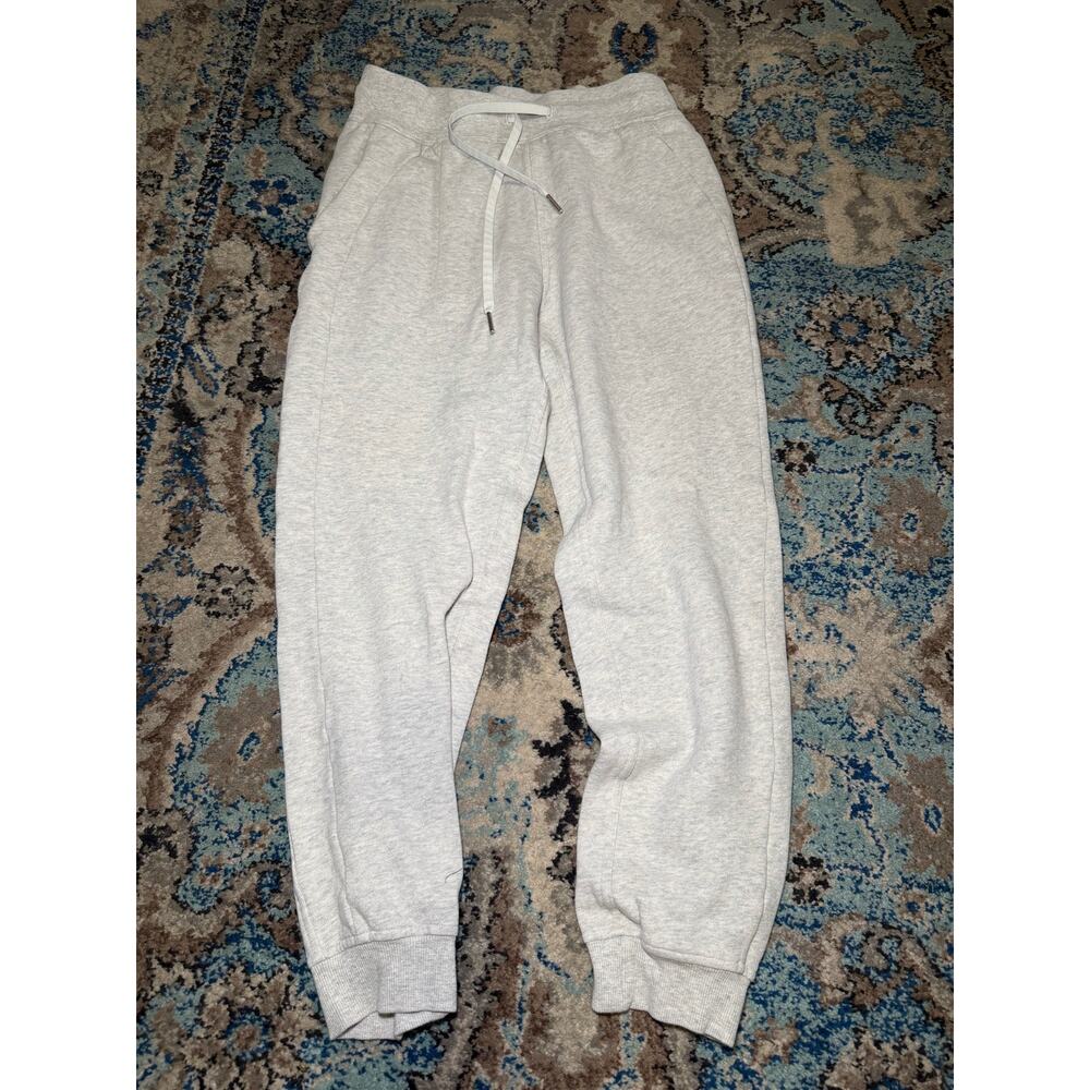 Lululemon Scuba High-Rise Jogger